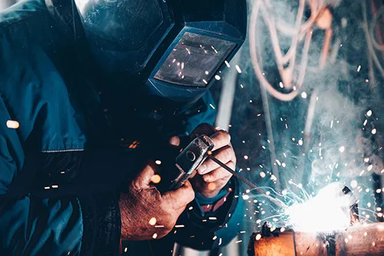 Provides High Performance Services For Multiple Industries & - LOL赛事